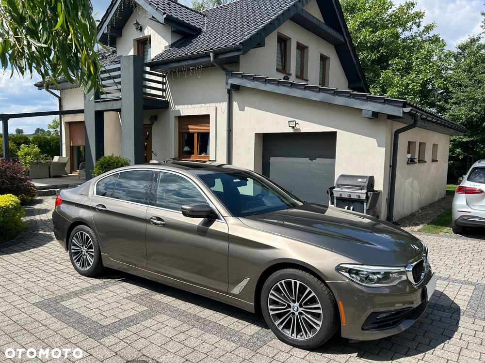 BMW Seria 5 540i xDrive Luxury Line sport - 2