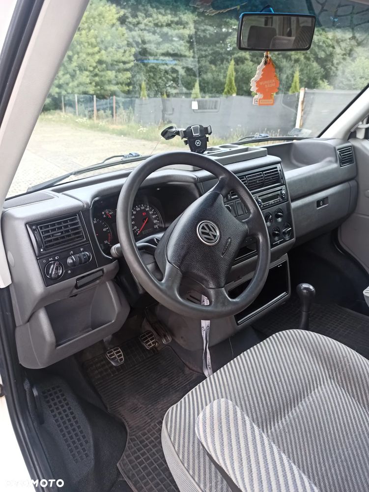 Volkswagen Transporter - 7