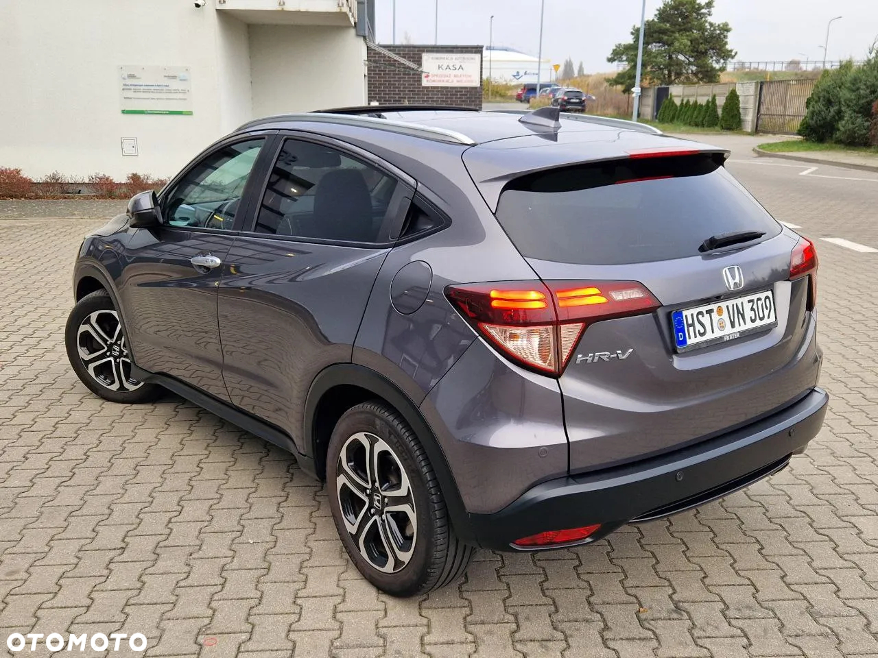 Honda HR-V 1.6 i-DTEC Executive (ADAS) - 18