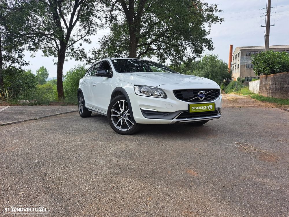 Volvo V60 Cross Country D4 Momentum - 2