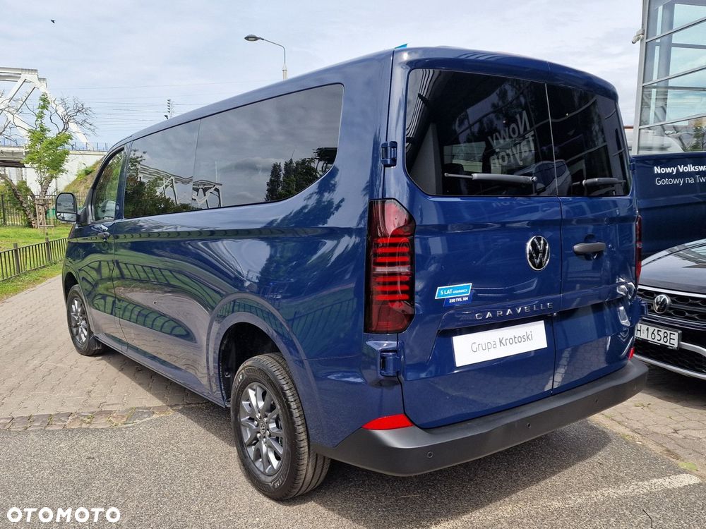 Volkswagen Caravelle - 8