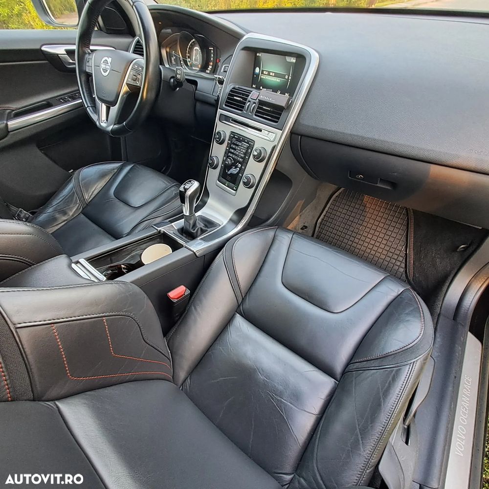 Volvo XC 60 D3 Momentum - 11