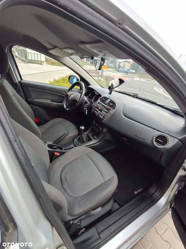 Fiat Bravo 1.4 T-JET 16V Dynamic - 13