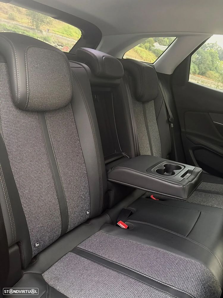 Peugeot 3008 225 e-EAT8 Allure Pack - 16