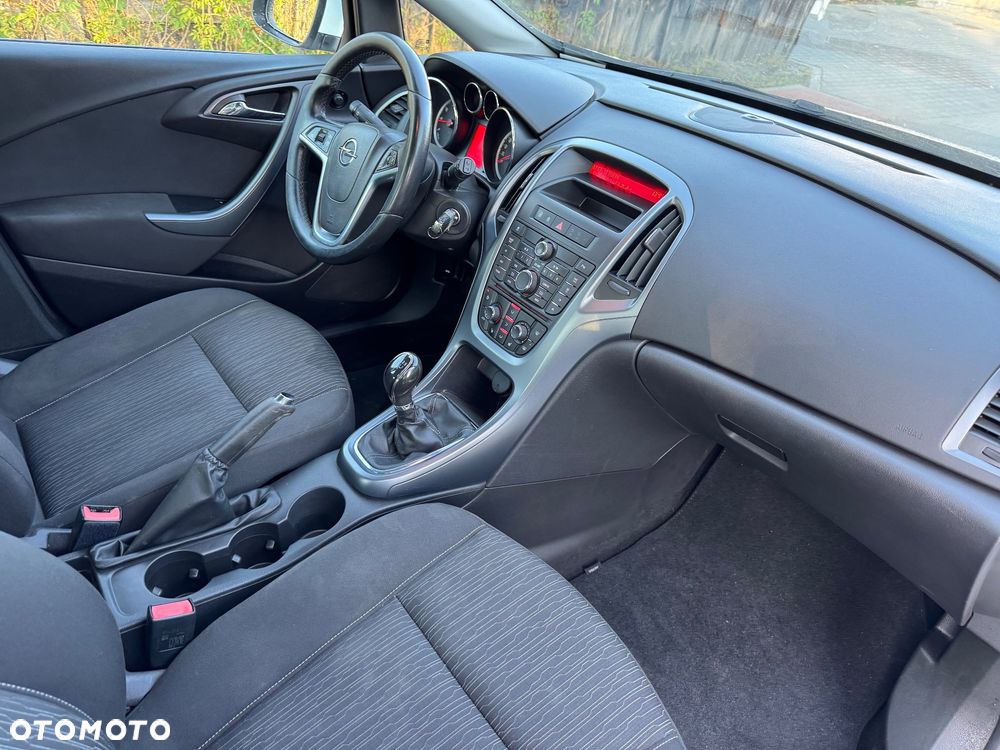 Opel Astra 1.4 Turbo ecoFLEX Start/Stop 150 Jahre - 14