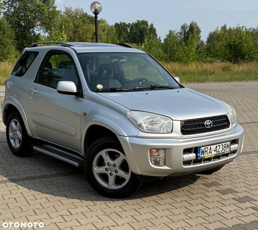 Toyota RAV4 - 1