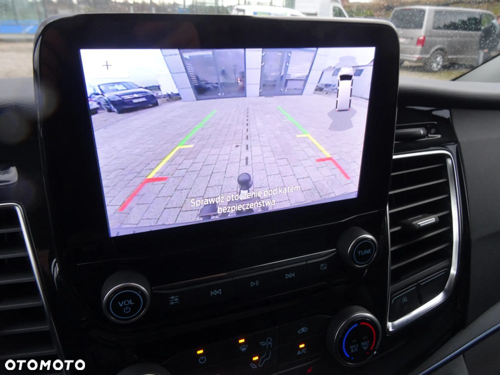 Ford Tourneo Custom 2.0 EcoBlue L2 Active SelectShift - 17