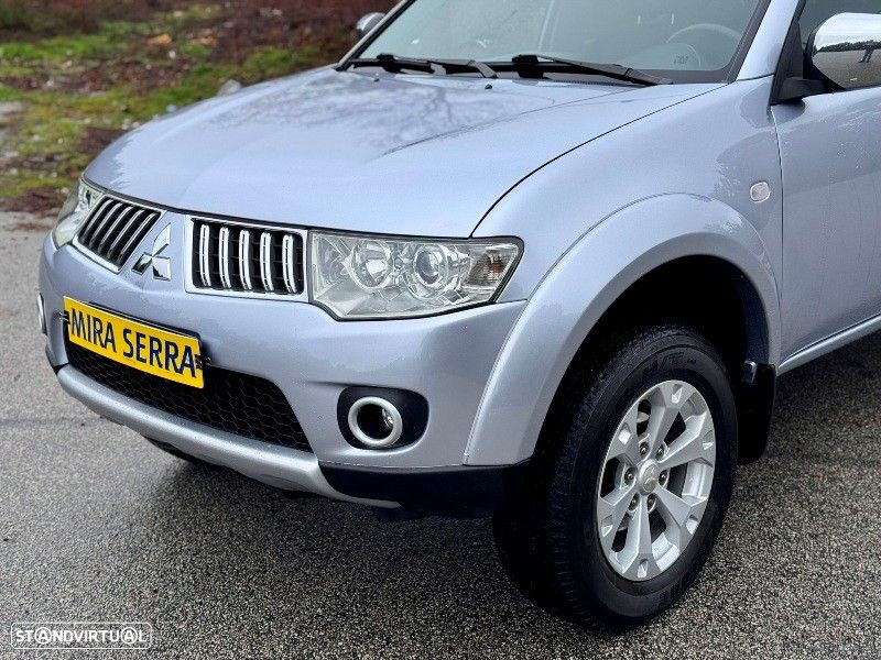 Mitsubishi L200 2.5 DI-D CD Invite AC 4WD - 6