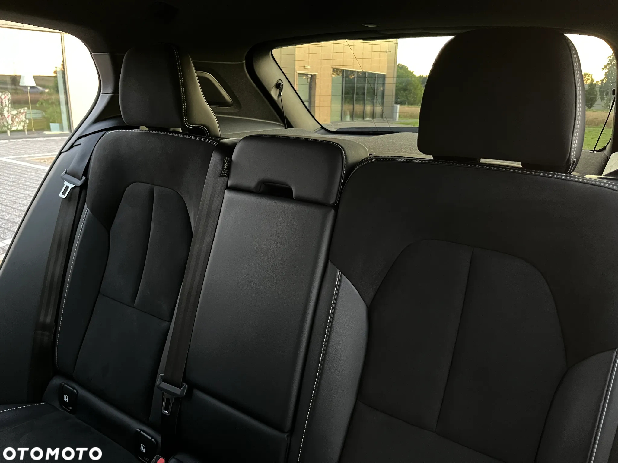 Volvo XC 40 T3 R-Design - 29