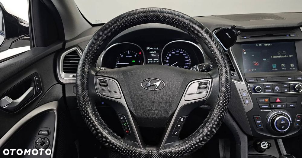 Hyundai Santa Fe - 3
