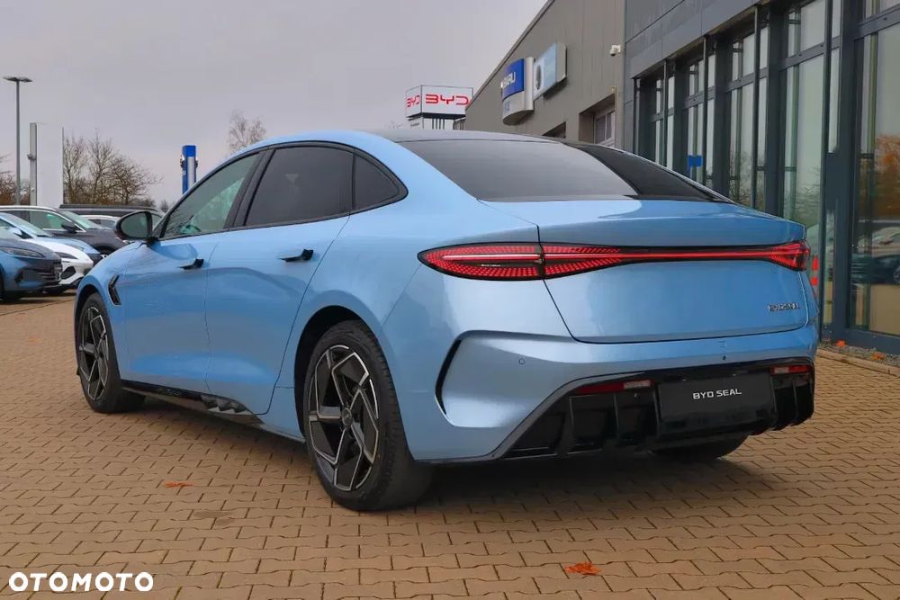 BYD Seal 82.5kWh Design - 10