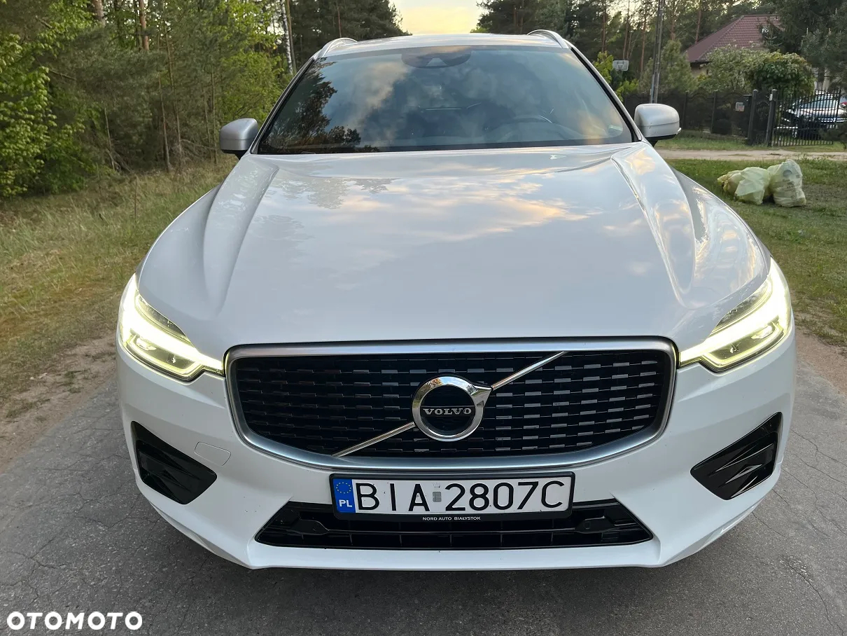 Volvo XC 60 D5 SCR AWD R-Design - 6