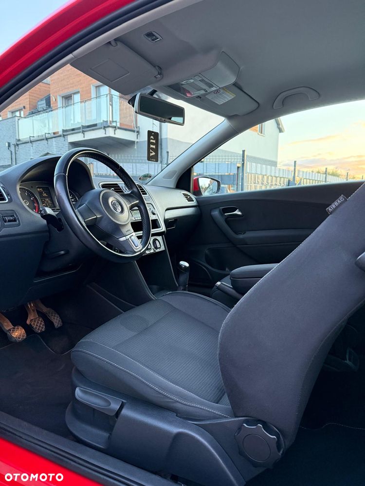 Volkswagen Polo 1.2 Blue Motion Technology Team - 25