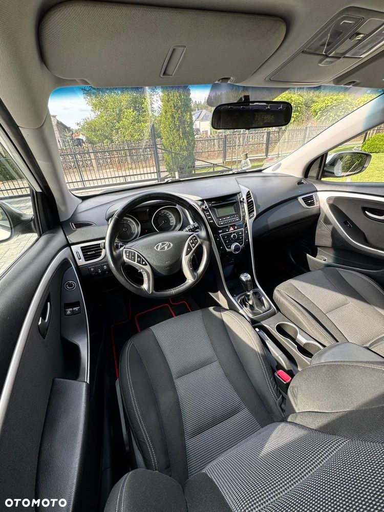 Hyundai i30 blue 1.6 CRDi Classic - 26