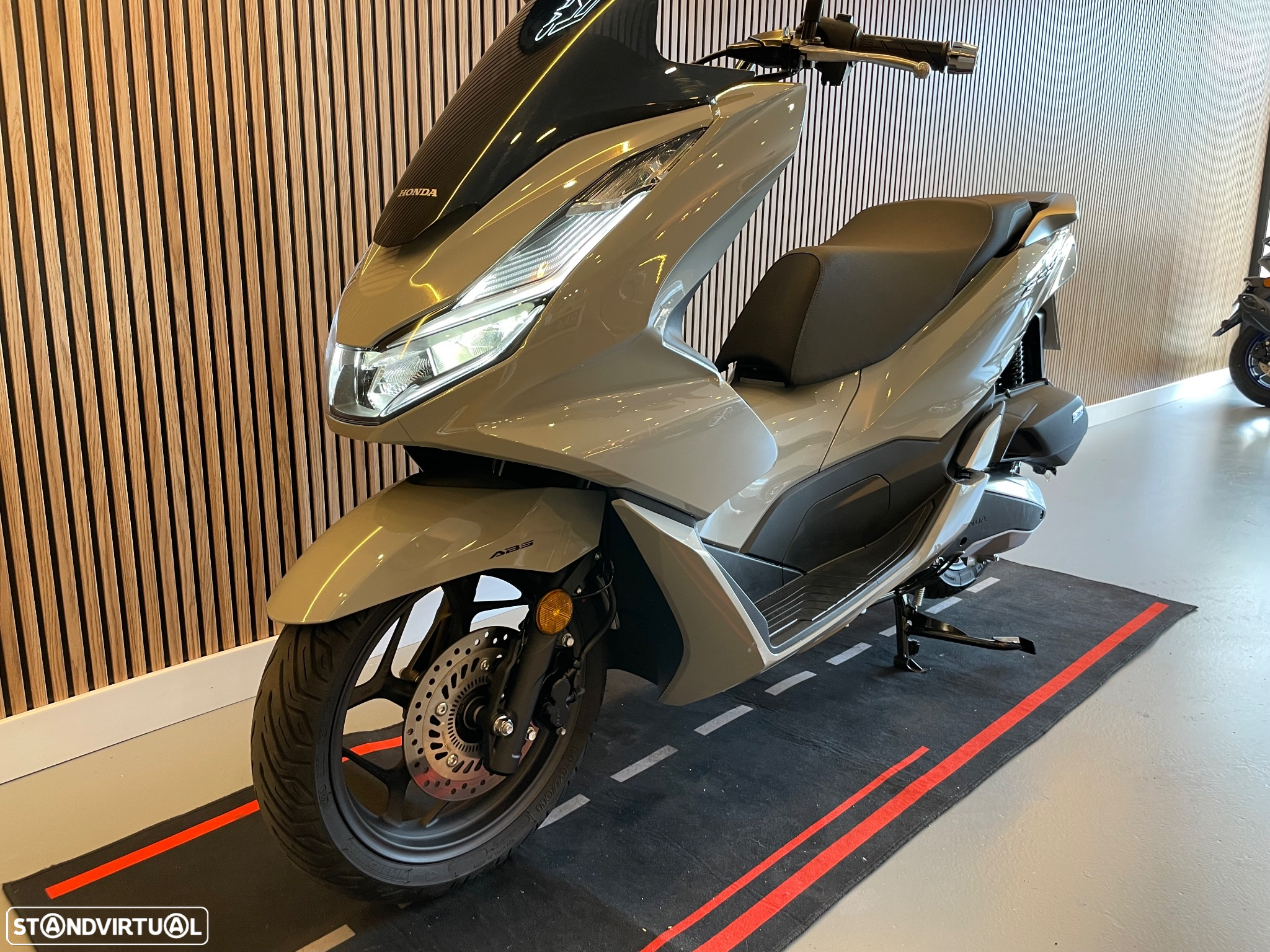Honda PCX125 - 13