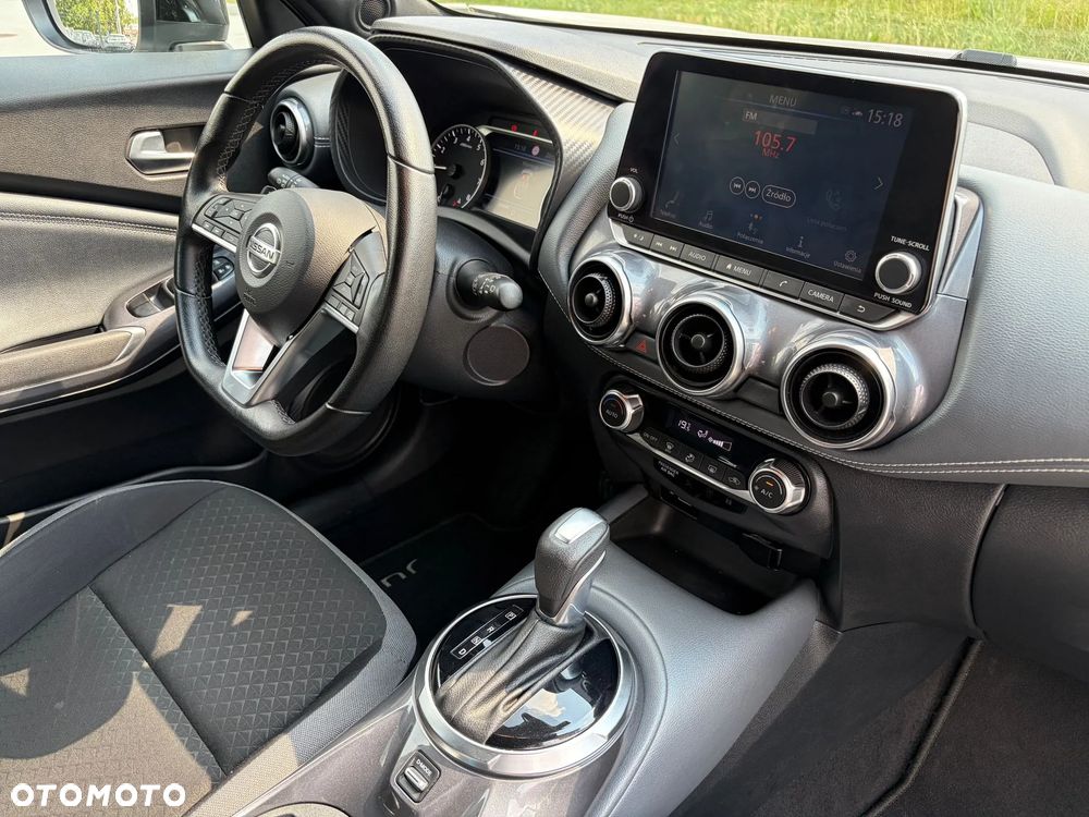 Nissan Juke 1.0 DIG-T N-Connecta DCT - 11