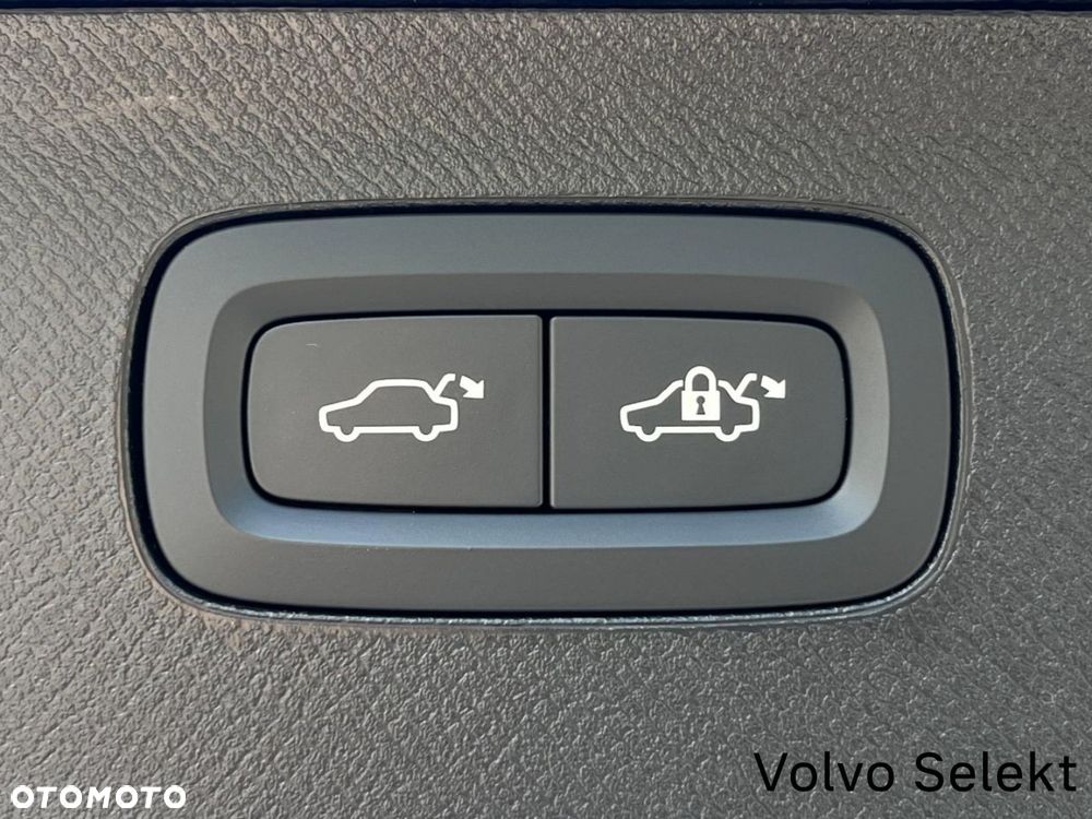 Volvo XC 90 - 34