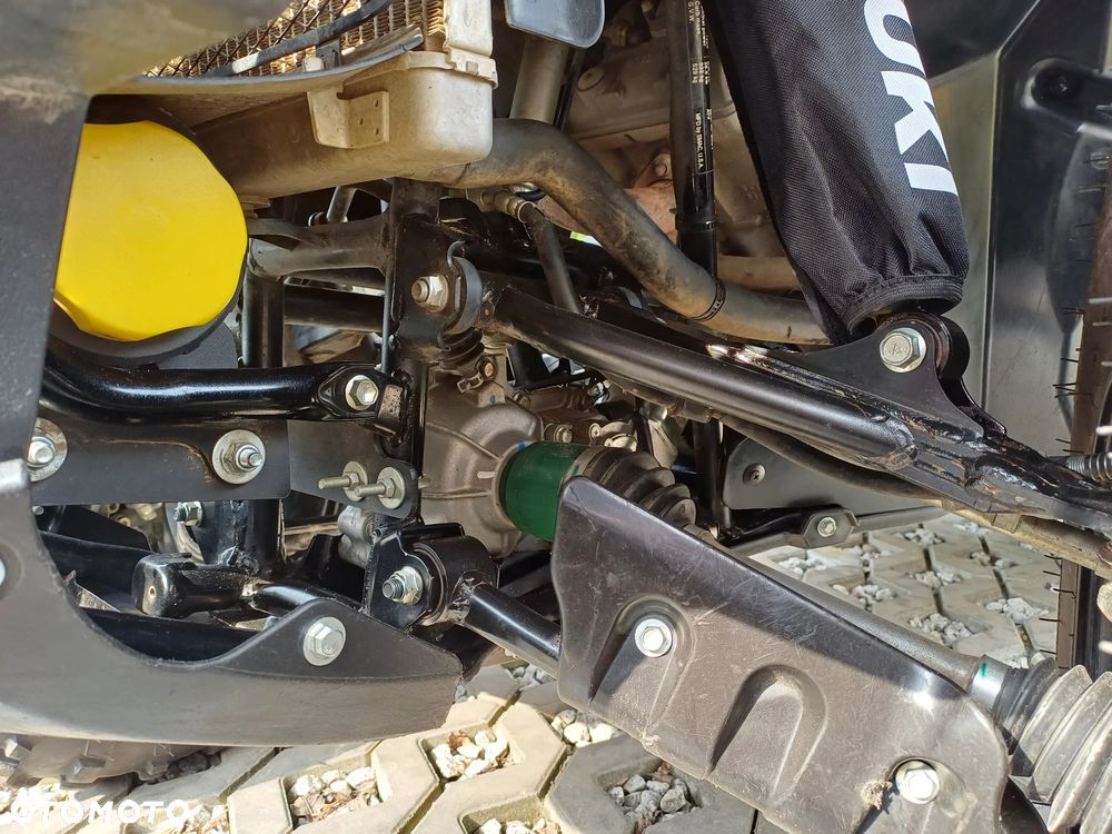 Suzuki Kingquad - 14