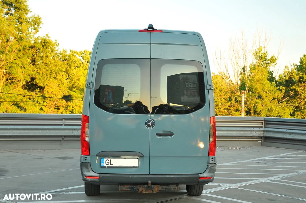 Mercedes-Benz Sprinter - 9