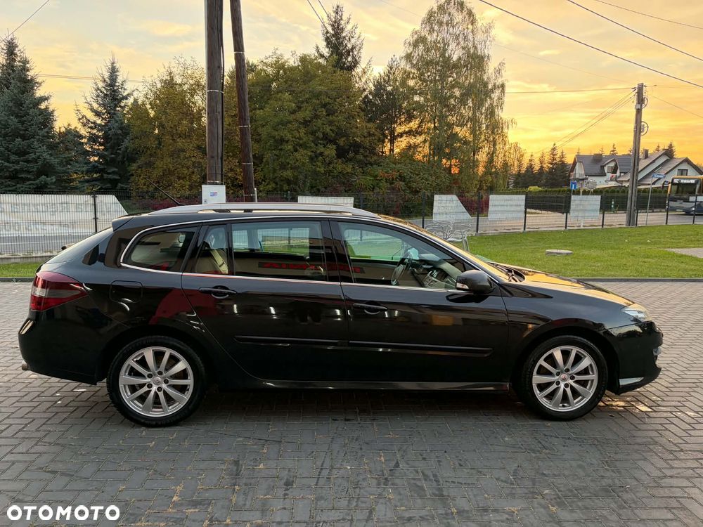 Renault Laguna 2013 photo 3