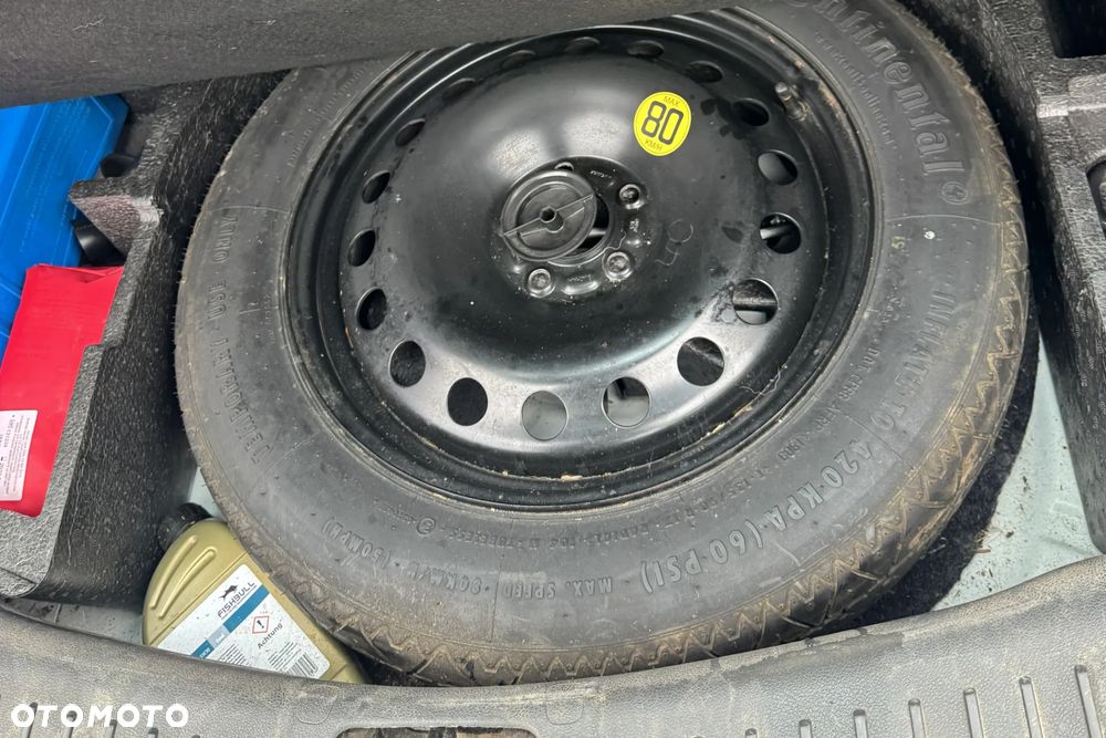 Ford Kuga 2.5 4x4 Titanium - 14