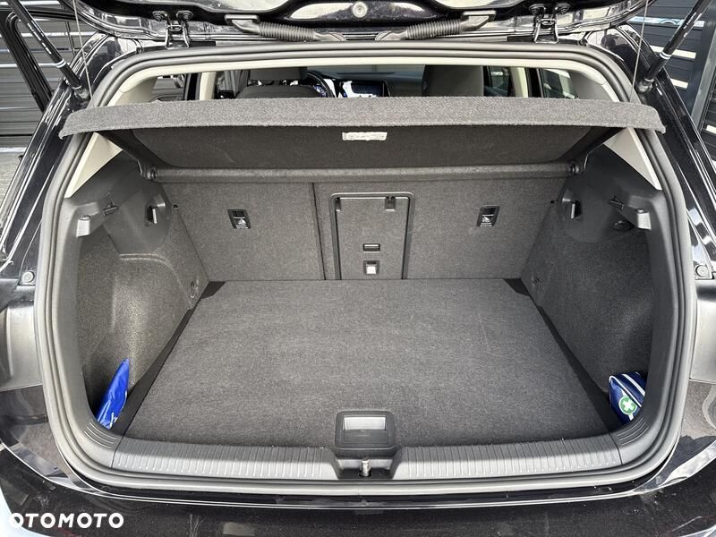 Volkswagen Golf - 20