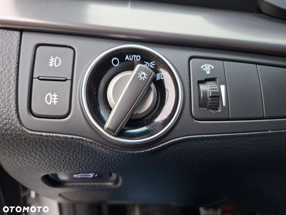 Hyundai i40 Kombi blue 1.7 CRDi Premium - 22
