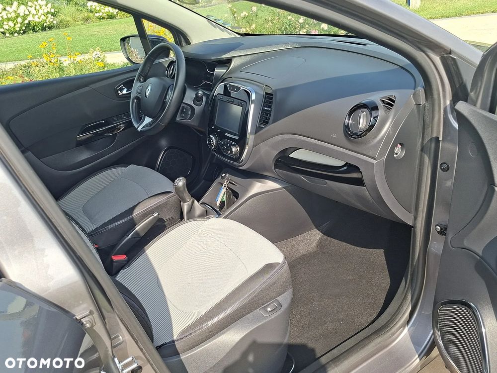 Renault Captur - 31