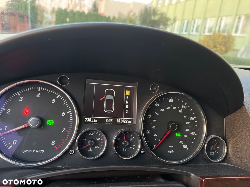 Volkswagen Touareg - 6