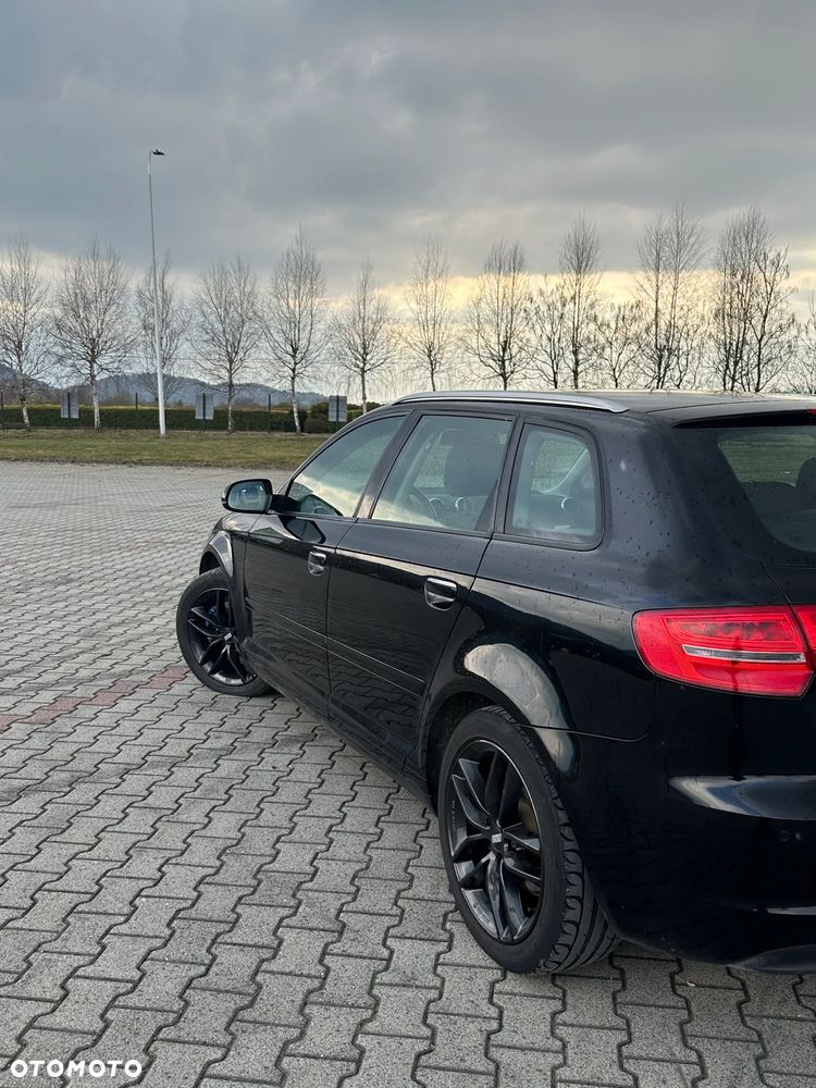 Audi A3 Sportback 2.0 TDI DPF Quattro Attraction - 7