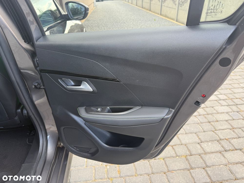 Peugeot 208 PureTech 100 EAT8 GT Pack - 34