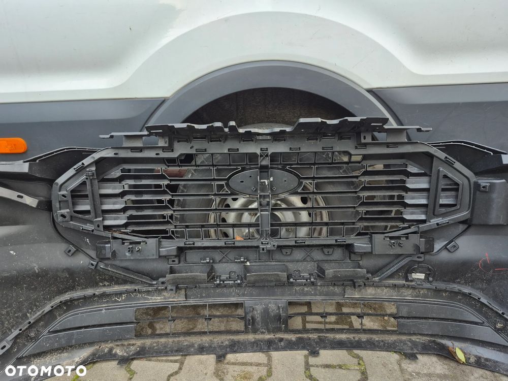 Ford Transit Custom MK2 zderzak przedni. - 14