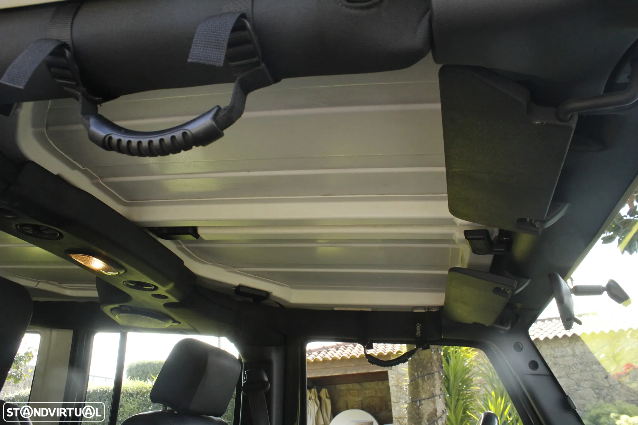 Jeep Wrangler Unlimited 2.8 CRD ATX Sahara - 27
