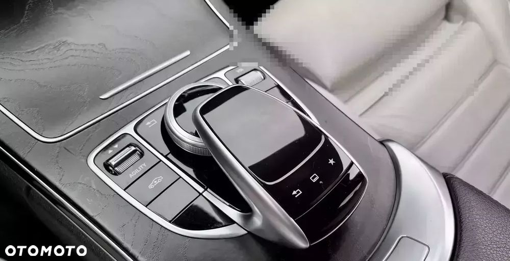 Mercedes-Benz Klasa C 220 (BlueTEC) d T 7G-TRONIC AMG Line - 15
