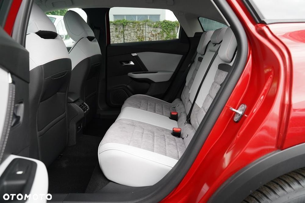 Citroën C4 1.2 mHEV Max eDCT6 - 11
