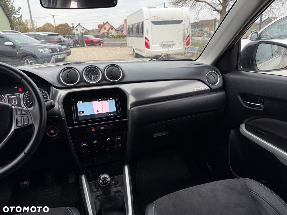 Suzuki Vitara - 11