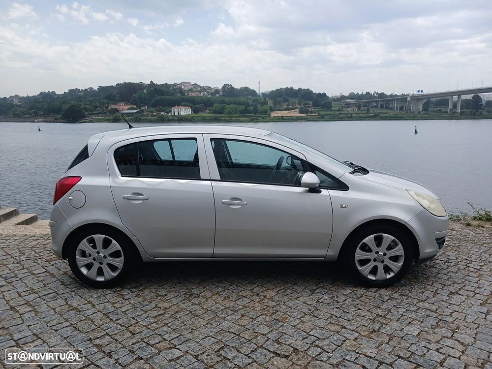 Opel Corsa 1.3 CDTI Enjoy EcoFLEX - 16