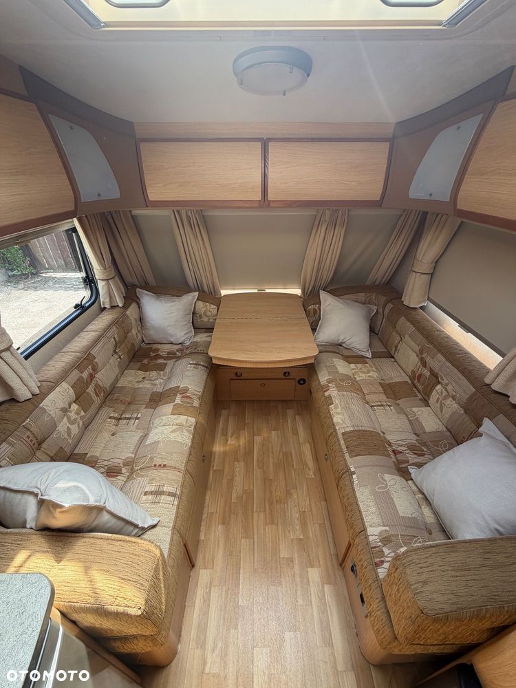 Coachman Amara 380/2 - 18