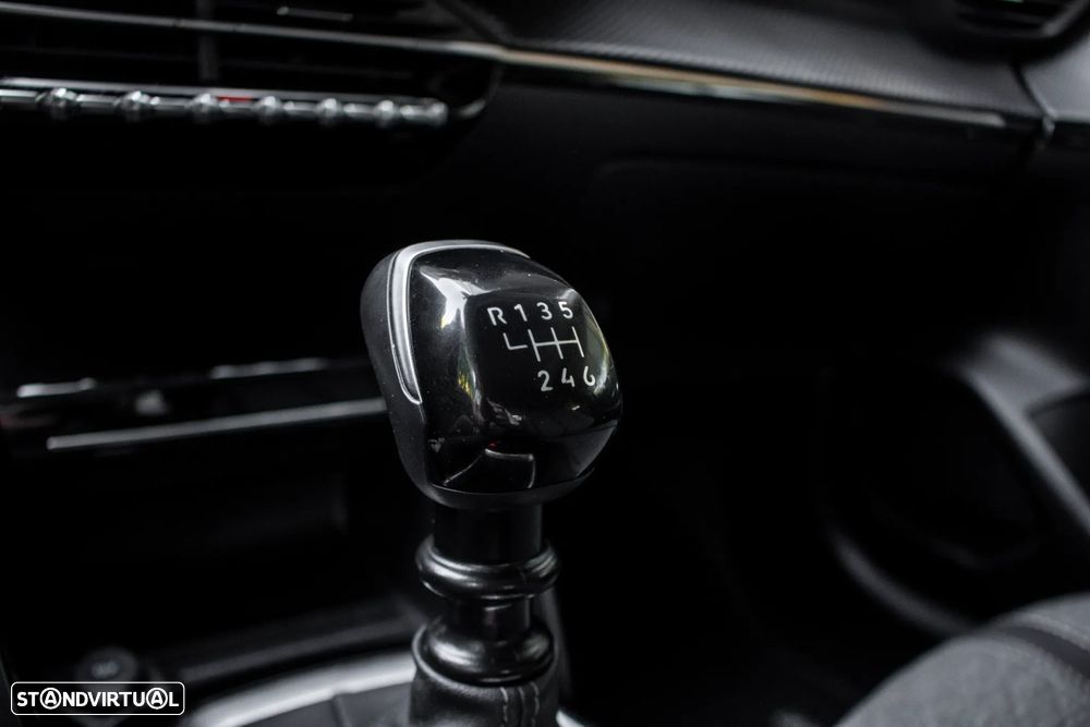 Peugeot 208 1.2 PureTech Allure - 26