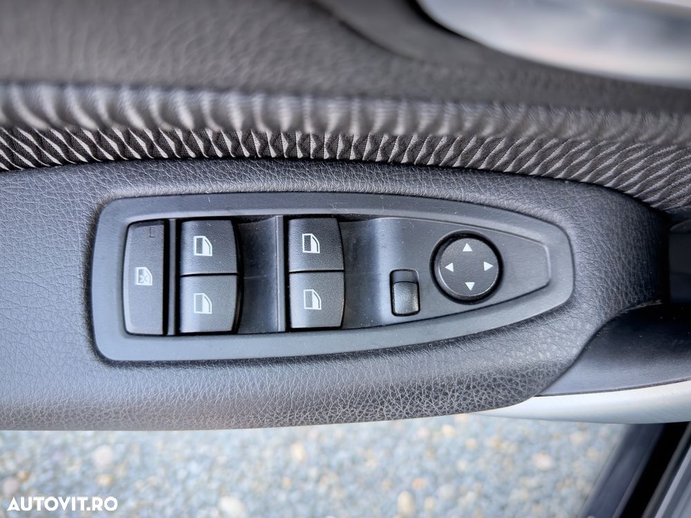 BMW Seria 1 - 12