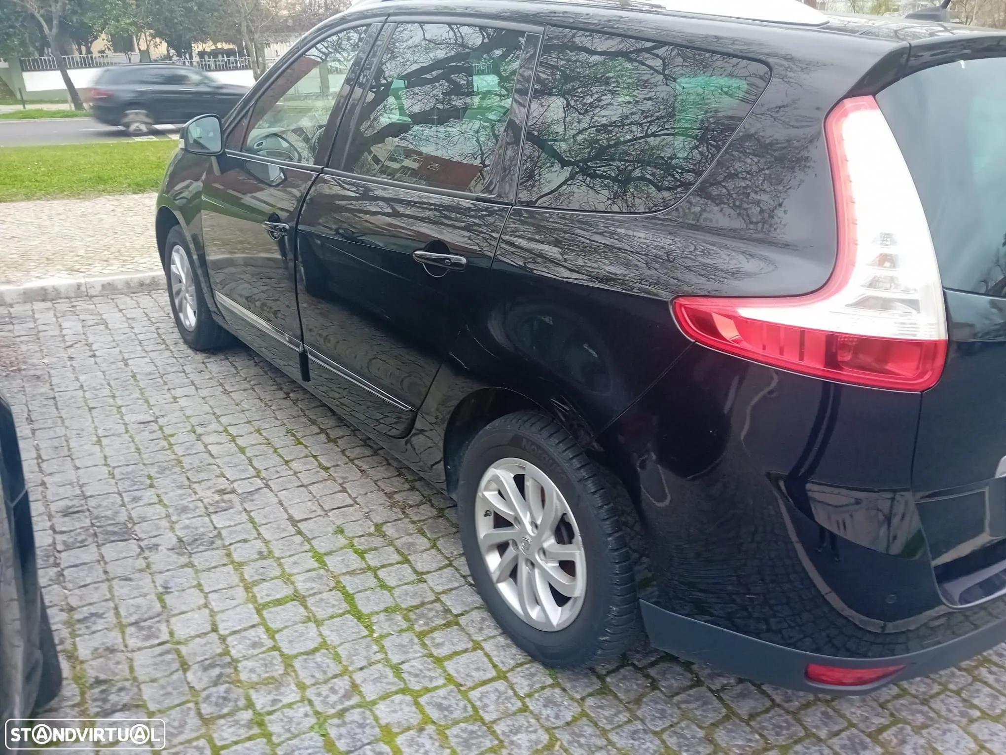 Renault Grand Scénic 1.5 dCi Dynamique S SS - 7