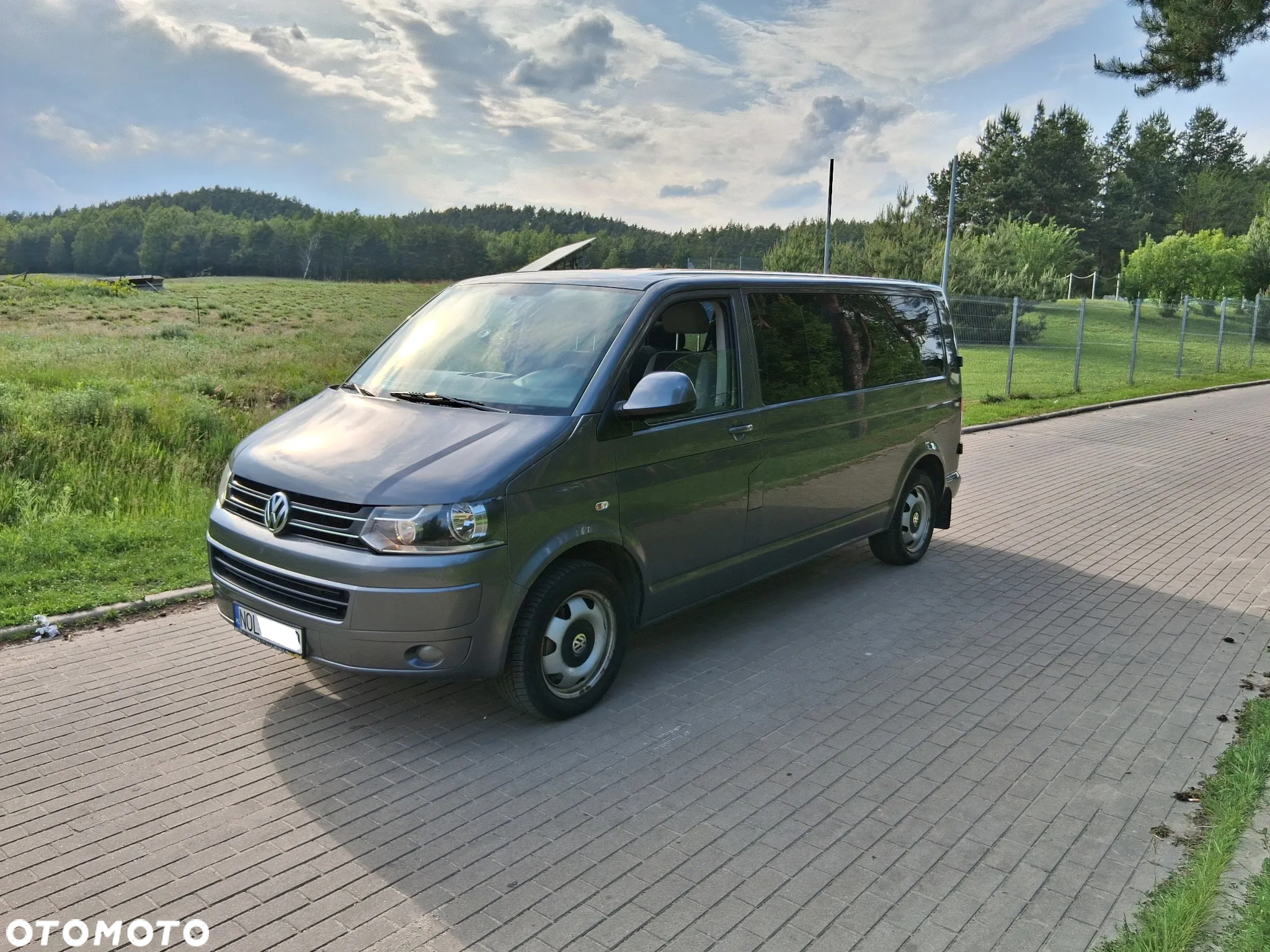 Volkswagen Caravelle BiTDI L2 Comfortline 4Motion - 23