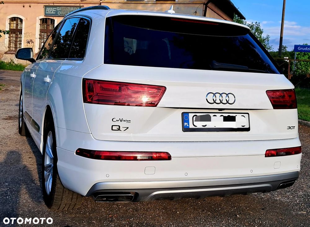 Audi Q7 - 12