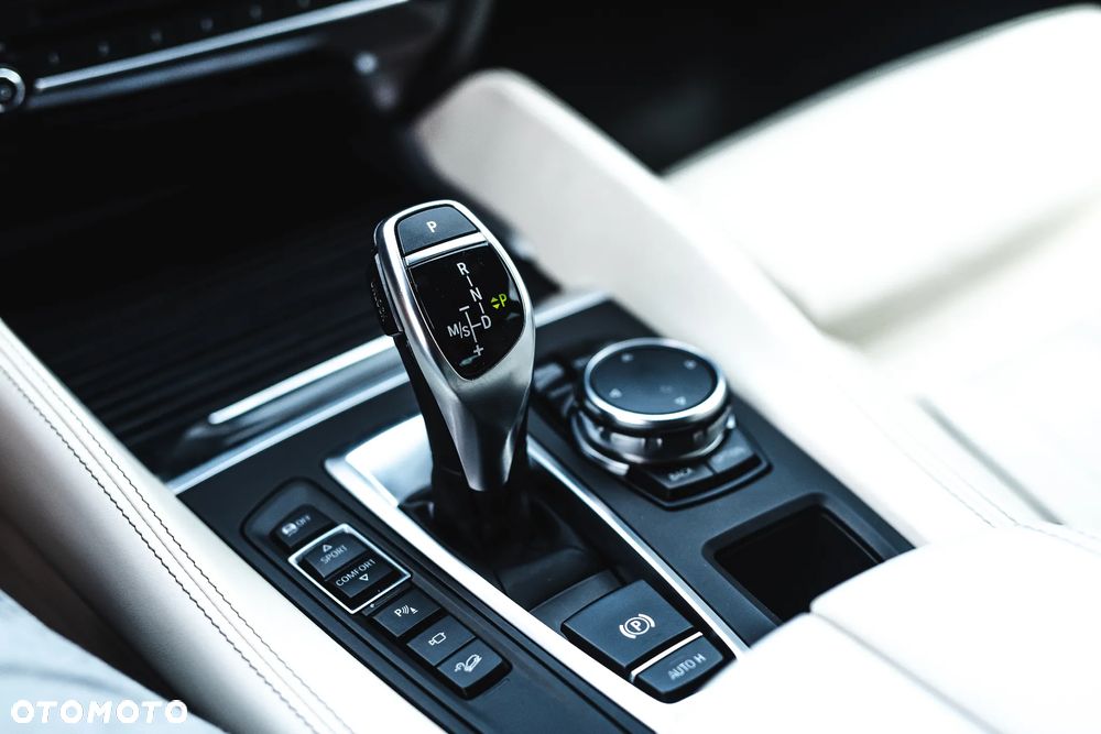 BMW X6 xDrive40d M Sport - 13