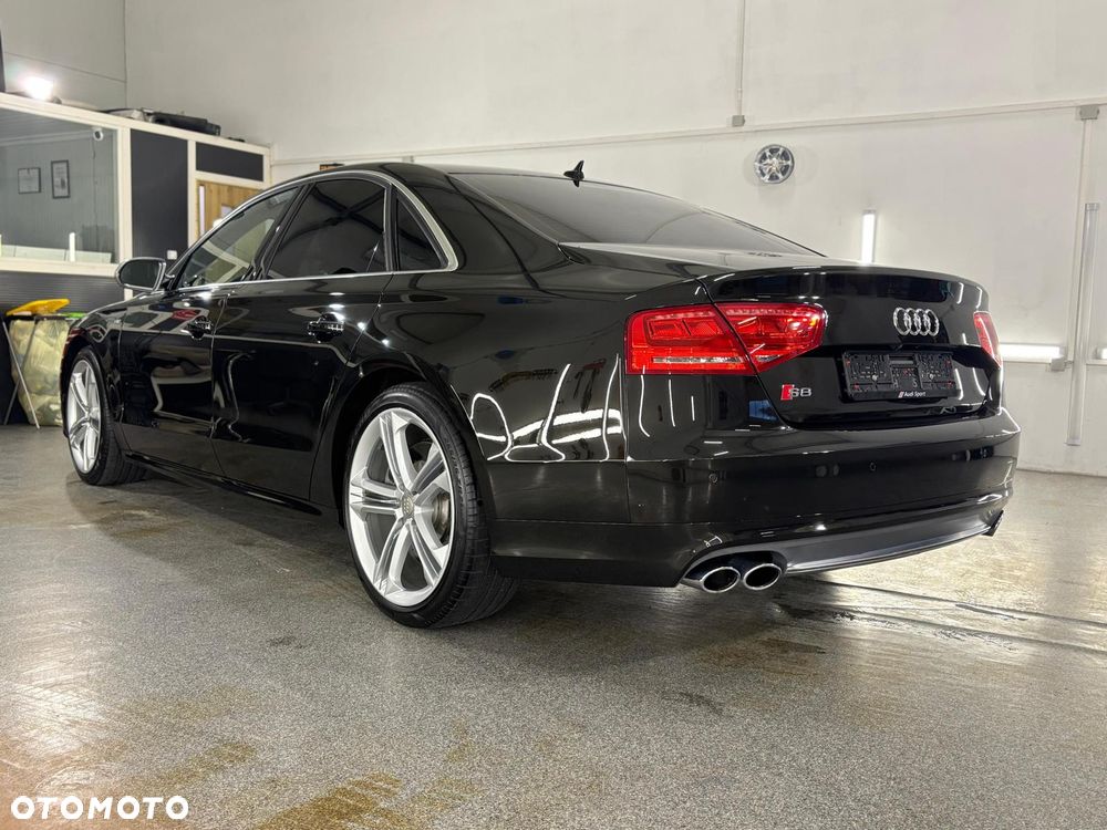 Audi S8 4.0 TFSI Quattro - 11
