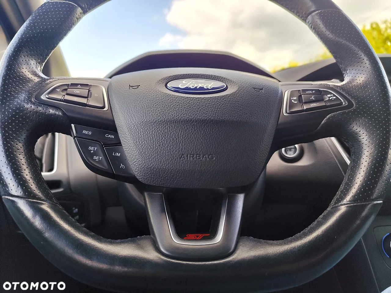 Ford Focus 2.0 TDCi ST - 16