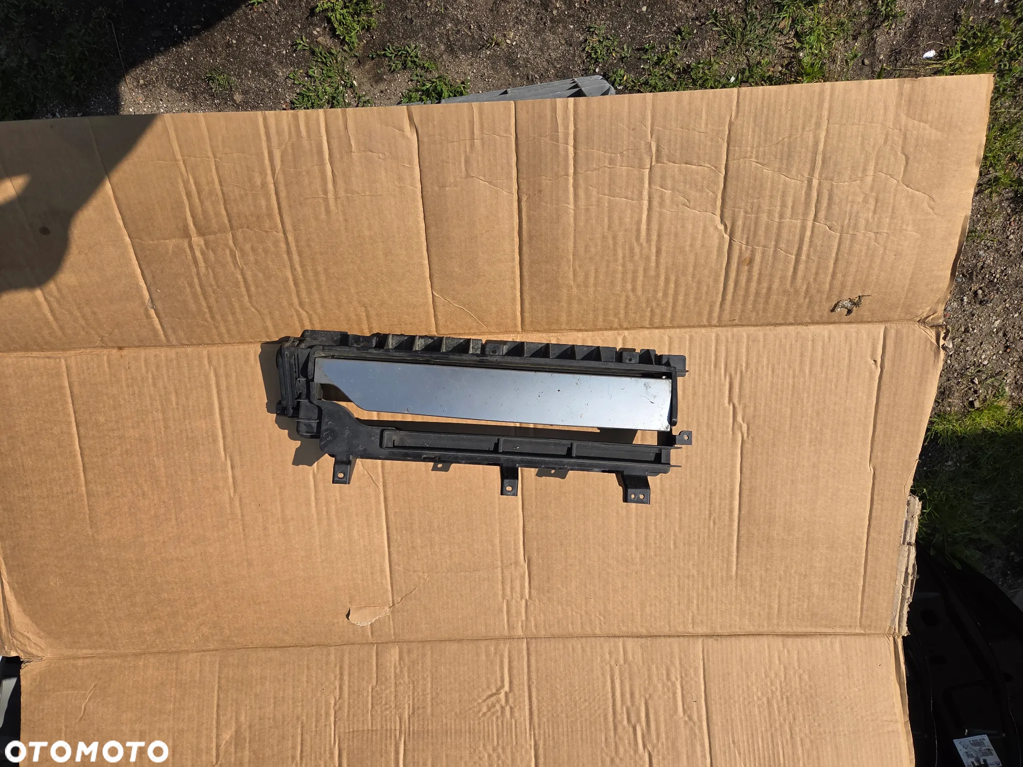 Lewa Kierownica wlot powietrza Hyundai IONIQ 5 NE 86980GI000 86980-GI000 żaluzja roleta wlot powietrza Hyundai Ioniq 5 - 2