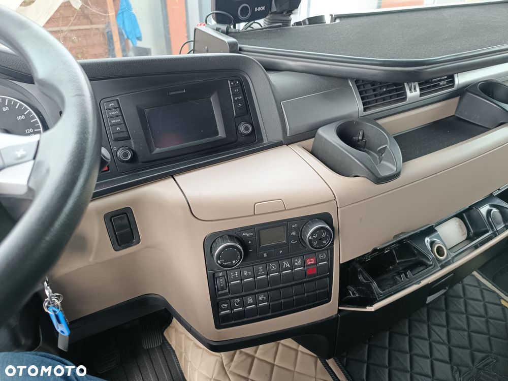 MAN TGX - 6