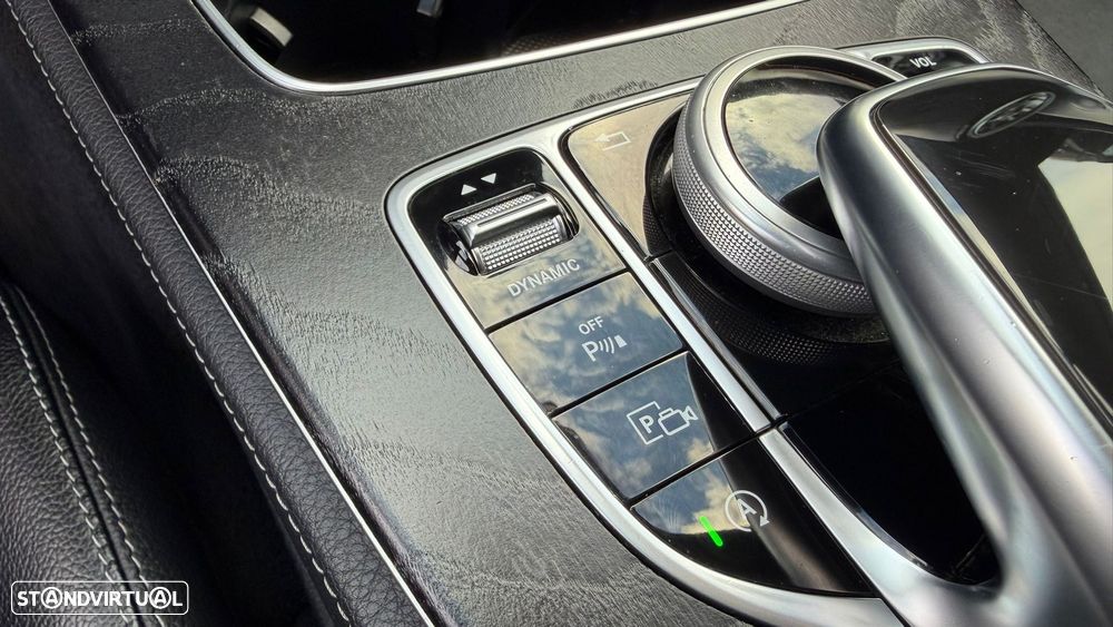 Mercedes-Benz E 220 d AMG Line - 47