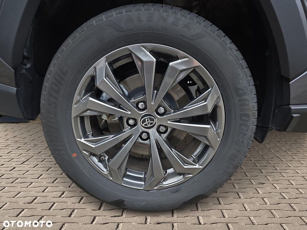 Toyota RAV4 - 26